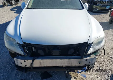 2011 Lexus Ls 460 z USA, uszkodzony, nr VIN JTHCL5EF9B5010612